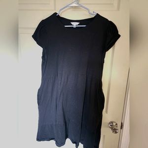 Black dress with pockets